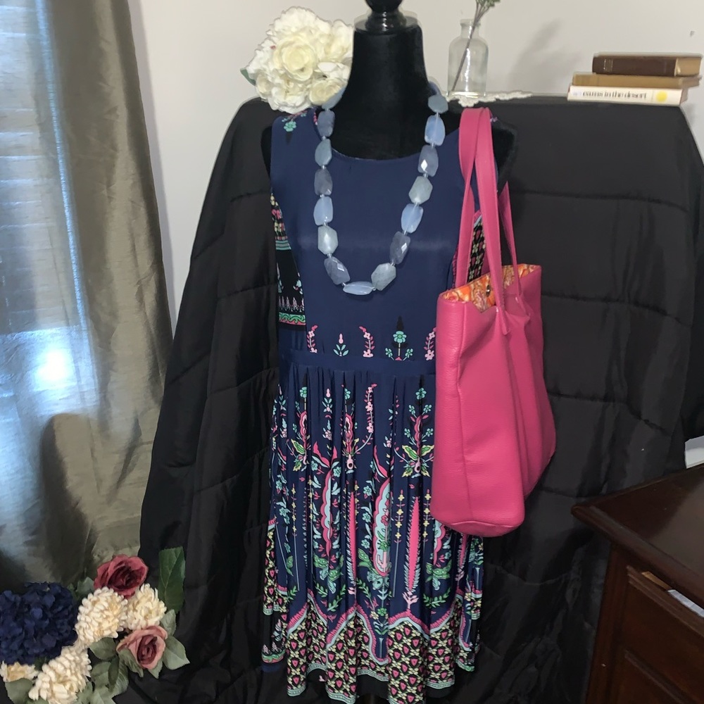 Reborn Women’s Dress Size XL